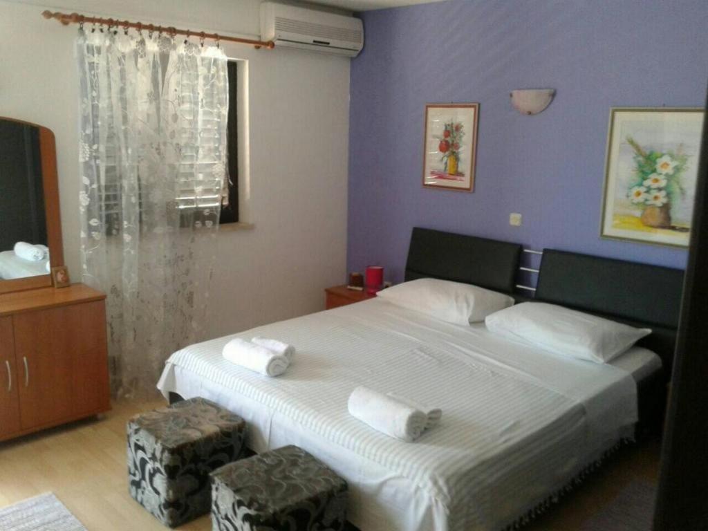 Apartments Magda Supetar Extérieur photo
