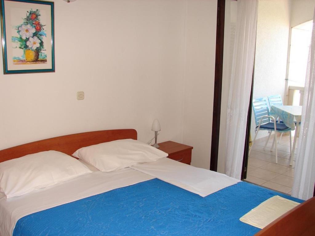 Apartments Magda Supetar Extérieur photo