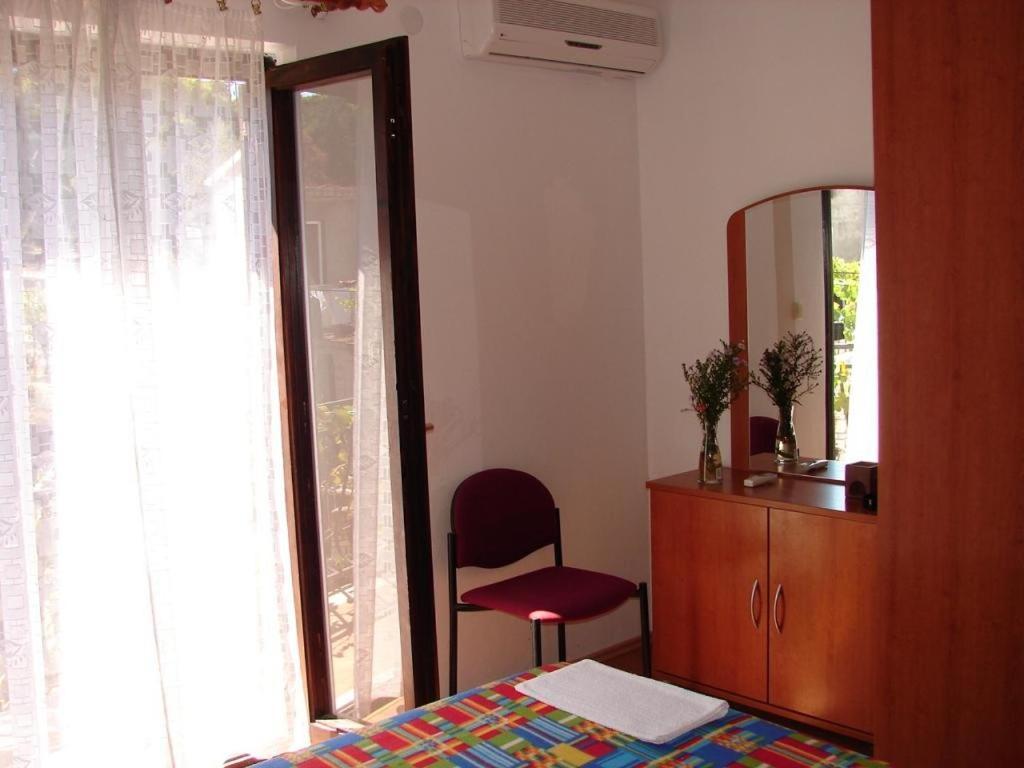 Apartments Magda Supetar Extérieur photo
