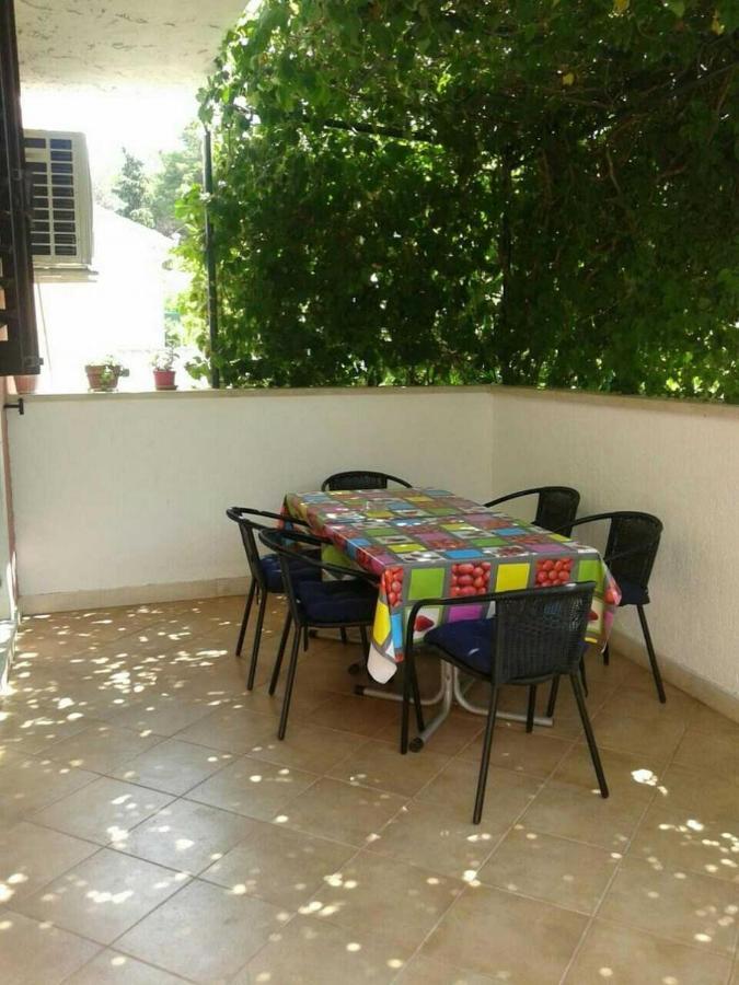 Apartments Magda Supetar Extérieur photo