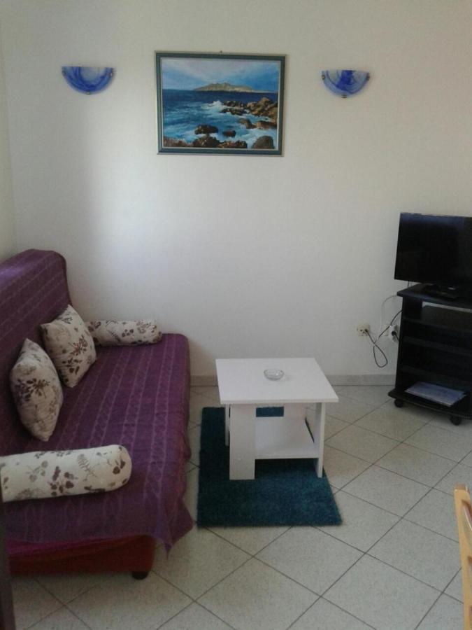Apartments Magda Supetar Extérieur photo